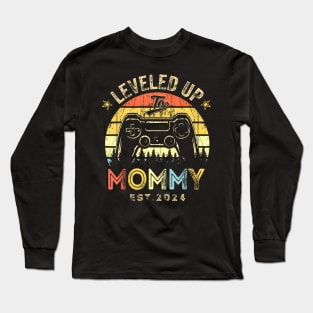 Leveled Up To Mommy 2024 Video Game Promoted To Mommy Long Sleeve T-Shirt